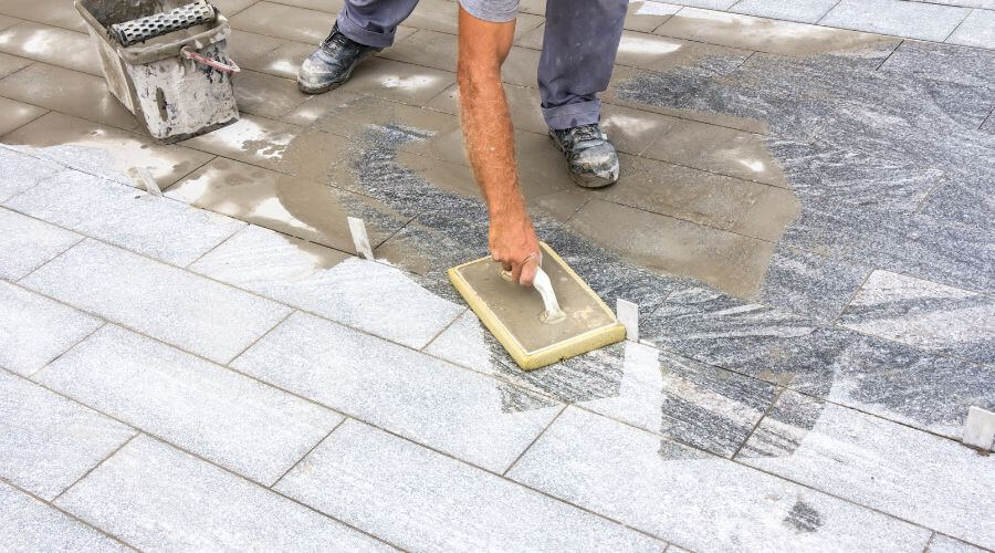 Expert tile roof repair services in Ellisville, IL